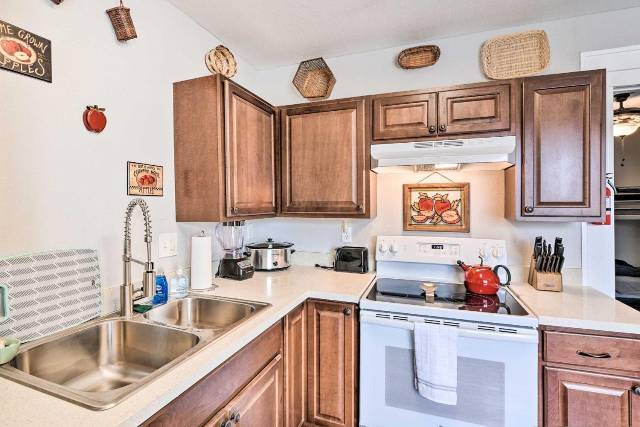 Cozy Galveston Apartment - Walk To Beach And Dining المظهر الخارجي الصورة
