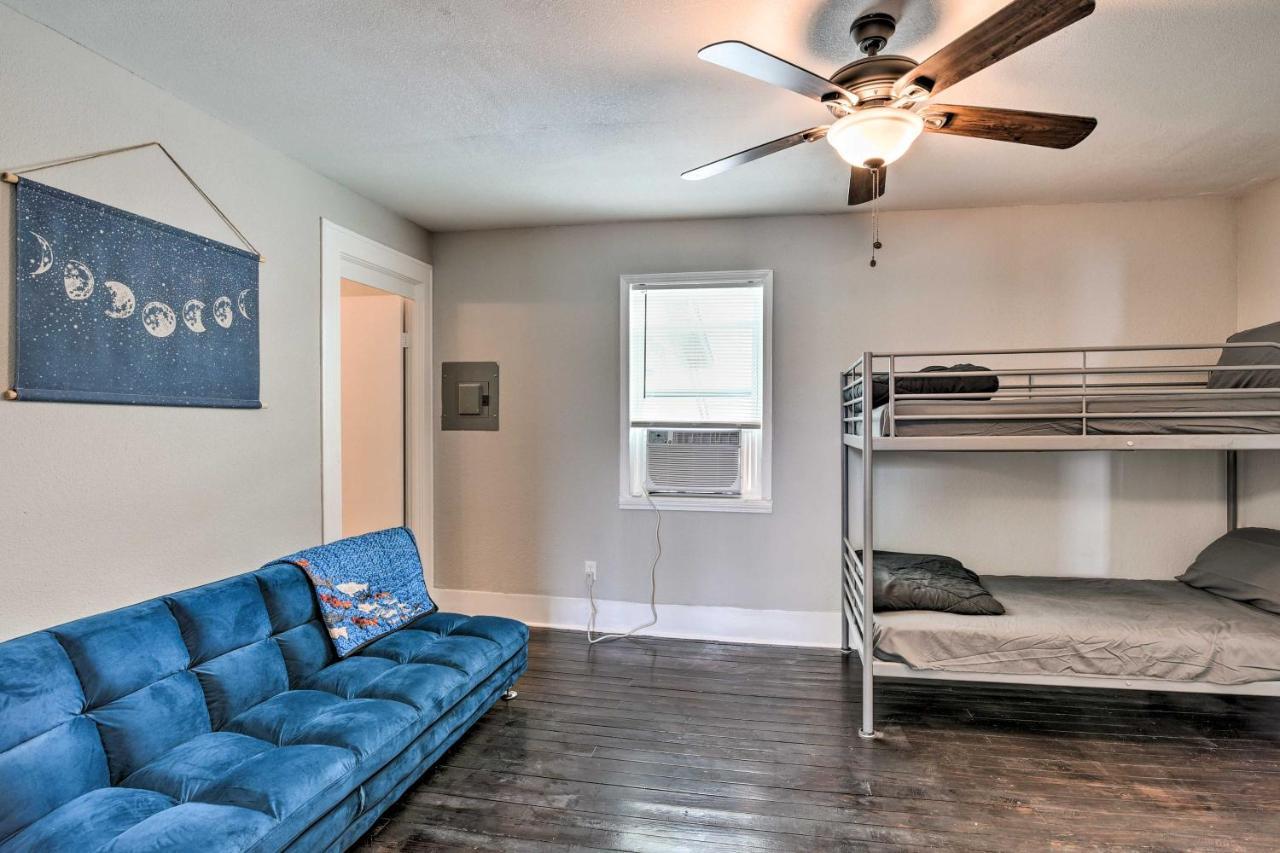 Cozy Galveston Apartment - Walk To Beach And Dining المظهر الخارجي الصورة